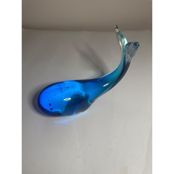 Vintage Blue Glass Whale Paperweight 5" – UV Reactive 365 nm Manganese Glow - Picture 5 of 8